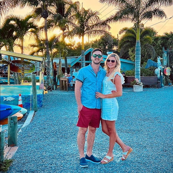 Meet your Posher, Noelle - Picture 2 of 7